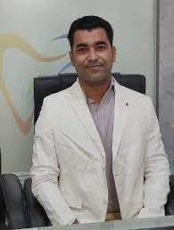 Dr Manish Pathak